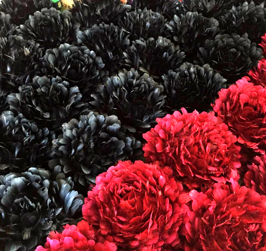 14 Inch Decorative Goose Feather Ball – Event Decor | 1 Piece FeatherParadise.com