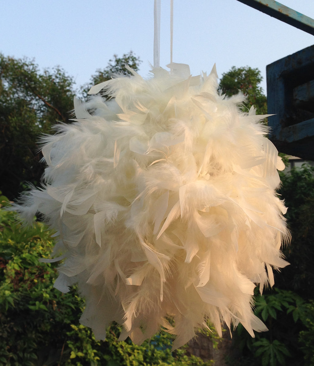 6 Inches Feather Pom Pom Kissing Ball 1 Piece FeatherParadise.com