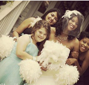 6 Inches Feather Pom Pom Kissing Ball 1 Piece FeatherParadise.com